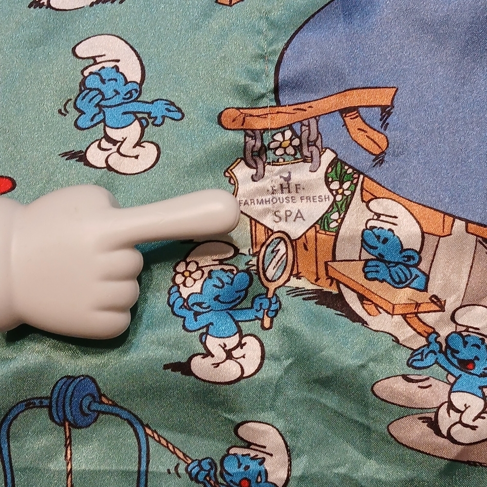 Smurfs Farmhouse Fresh Village Cartoon Scarf - Picture 12 of 12